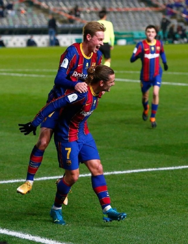 女子手球世锦赛中国队首胜刘婵狂轰10球 德国队无敌横扫率先进八强